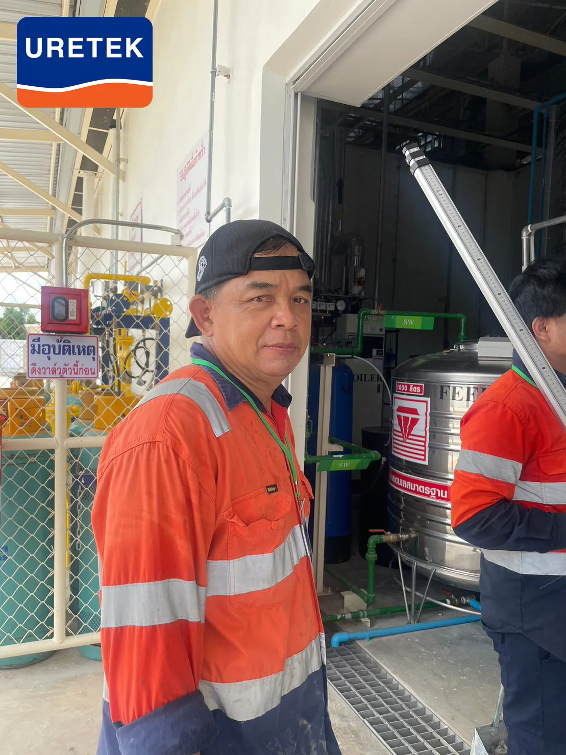 Floor Lifting Beneath Stainless Water Tanks, Betagro Khon Kaen — No Tanks Moved — 9