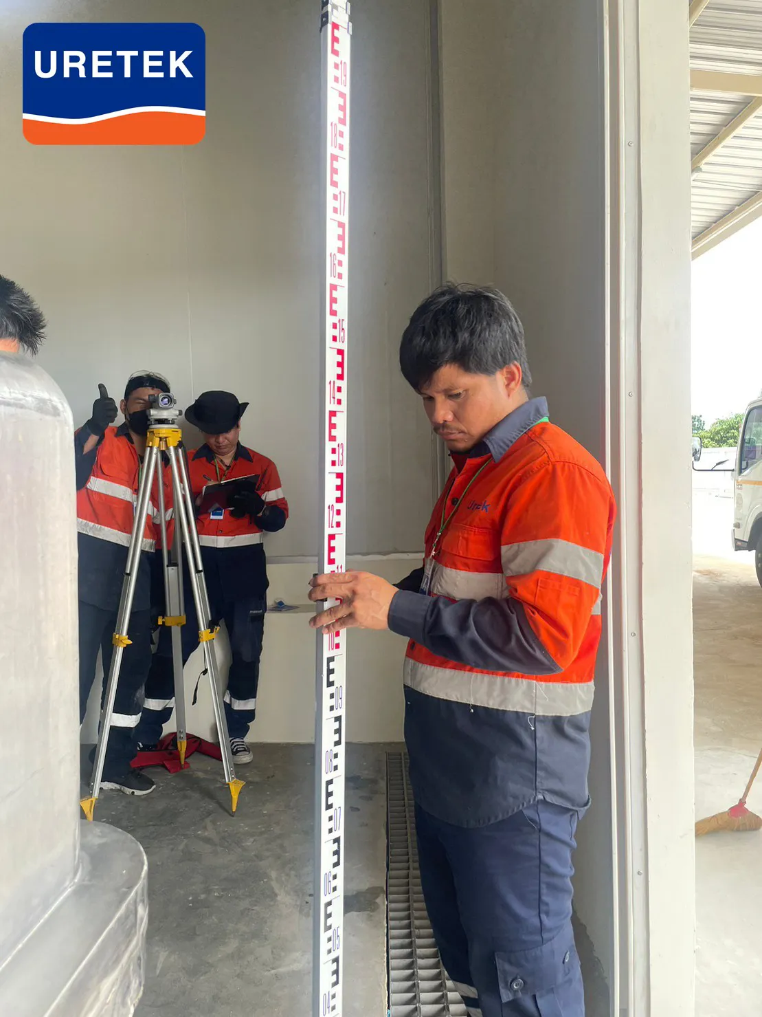 Floor Lifting Beneath Stainless Water Tanks, Betagro Khon Kaen — No Tanks Moved — 13