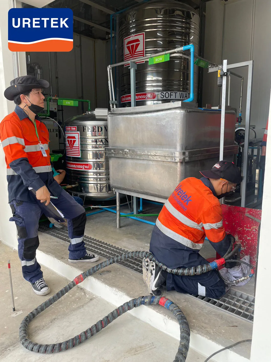 Floor Lifting Beneath Stainless Water Tanks, Betagro Khon Kaen — No Tanks Moved — 23