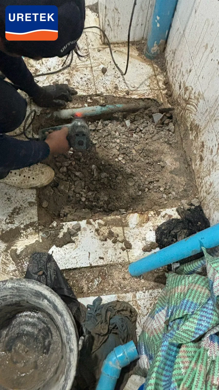 A Settling Rear Extension, Phasi Charoen — 4 Micropiles, Around the Plumbing — 3